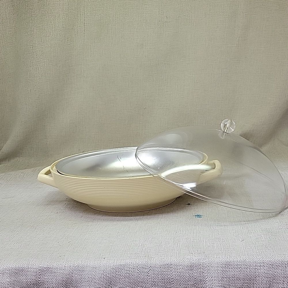 Thermo Temp Raffiaware Covered Hostess Serving Bowl‎ With Aluminum Liner Vintage